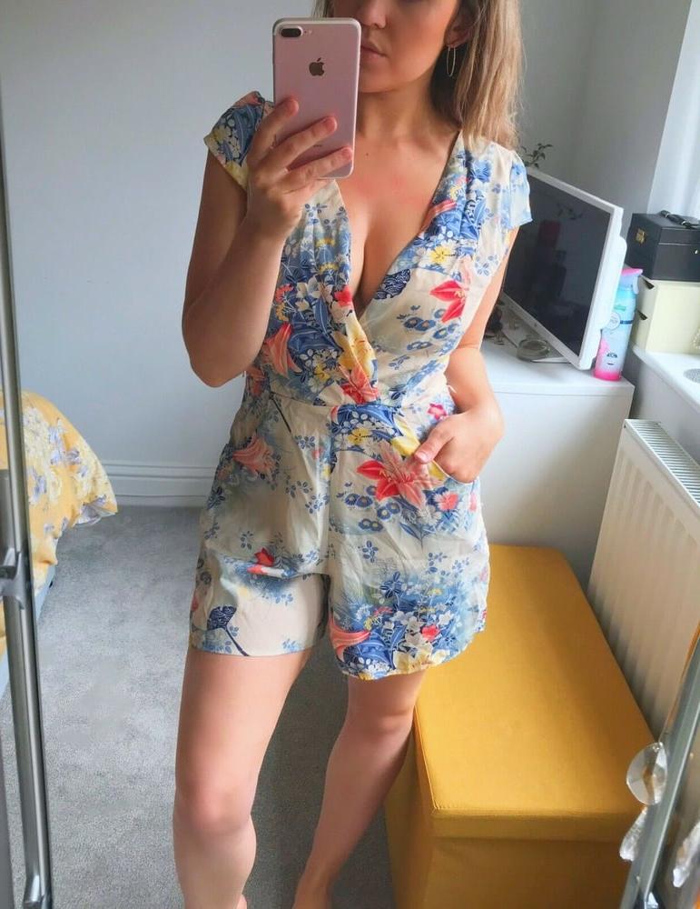25P selfie slut feet heels ass ebay bitch evaclothing