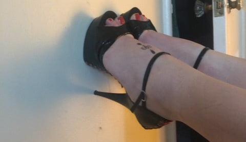 20P Tiffany feet and heels