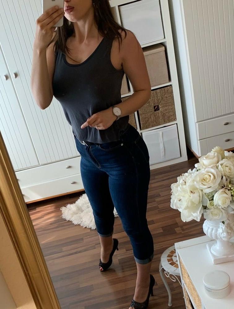 25P selfie slut feet heels ass ebay bitch mariaposa