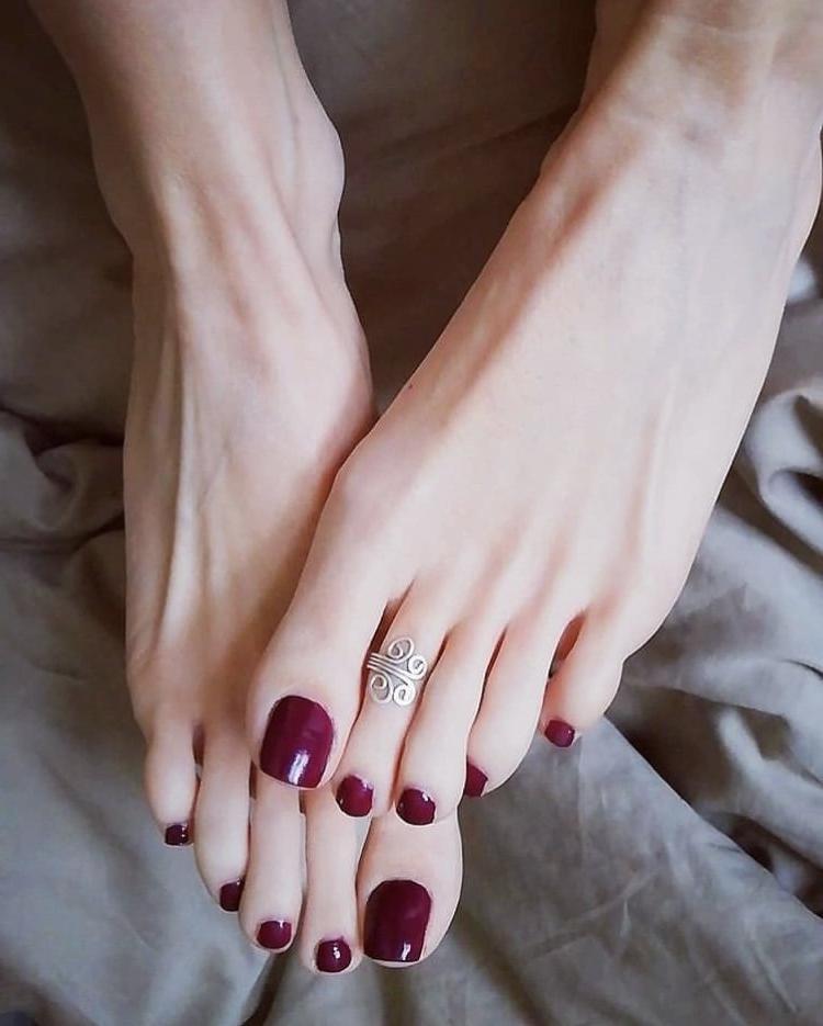 19P Sexy Feet