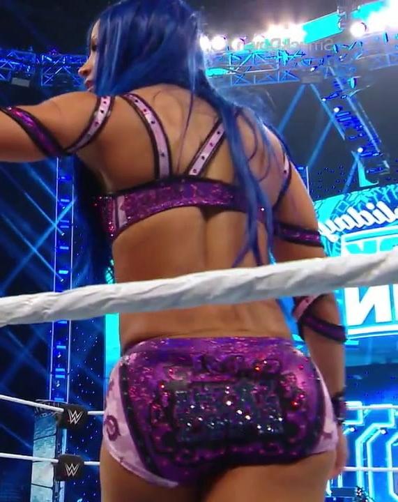 25P WWE Sasha Banks dauergeile Boss bitch