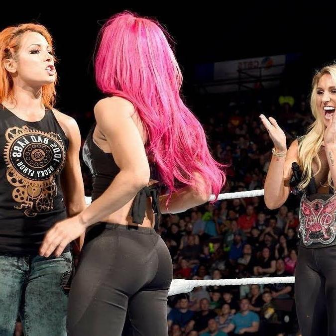 25P WWE Sasha Banks dauergeile Boss bitch