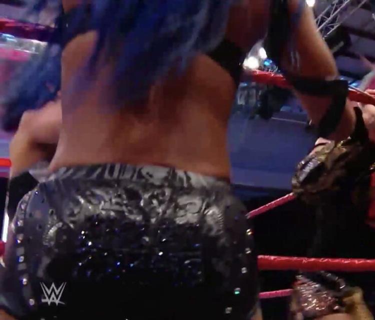 25P WWE Sasha Banks dauergeile Boss bitch