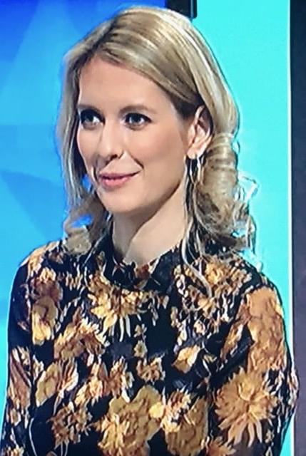 25P Queen of Countdown- Rachel Riley p.222