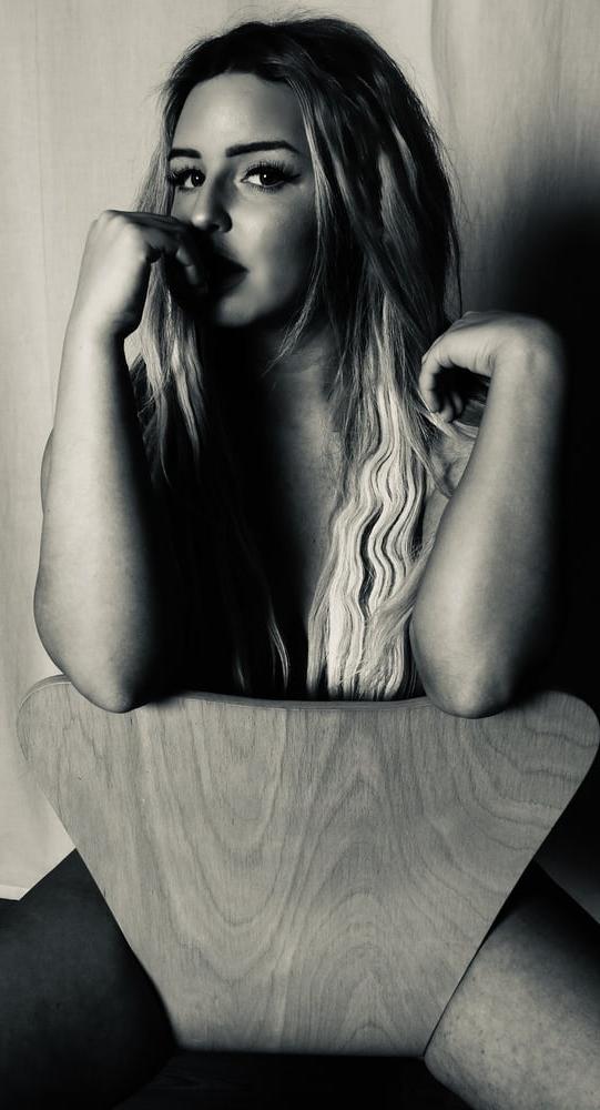 25P Carlie, sexy UK Chunky Slut