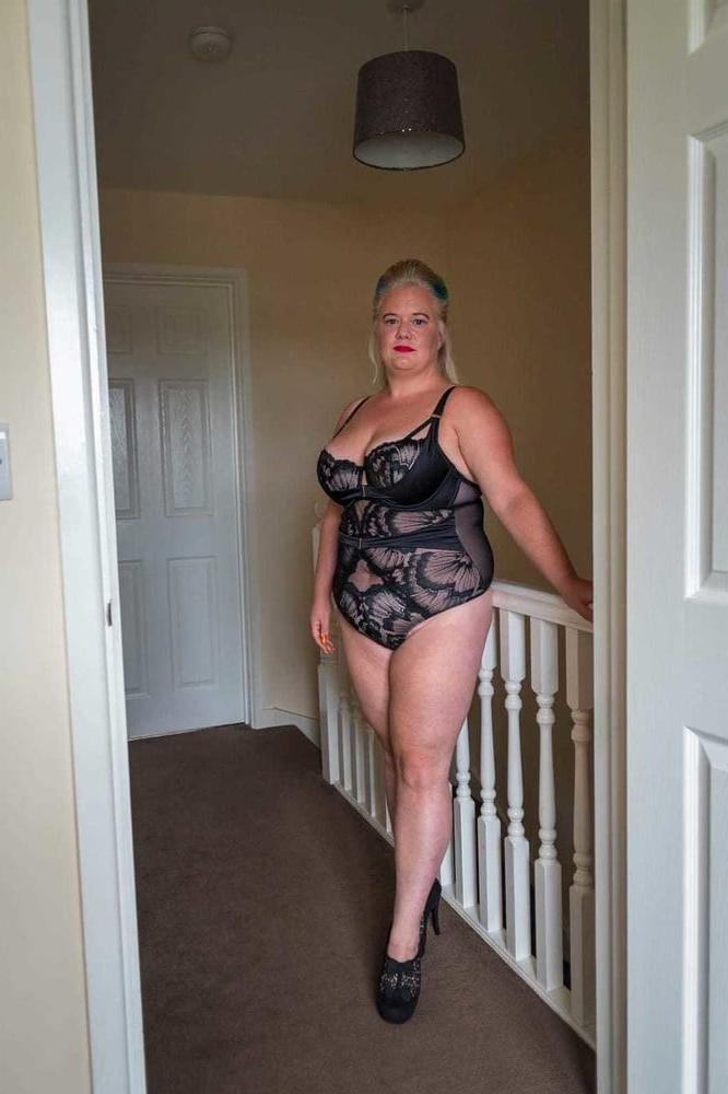 17P Kerry, sexy UK Chunky MILF Slut