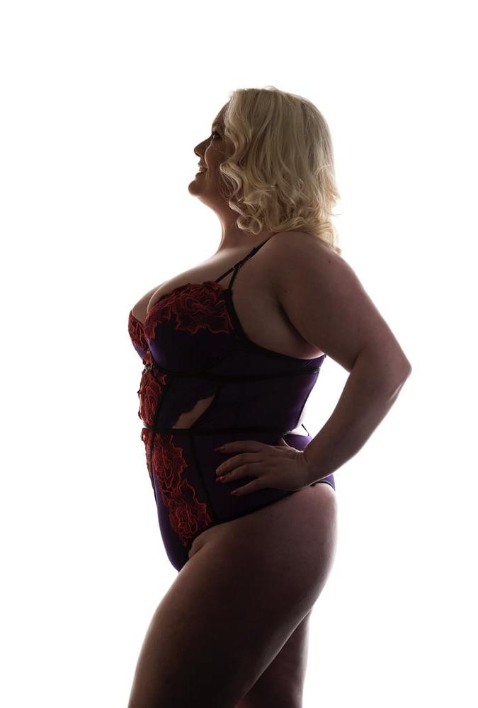 17P Kerry, sexy UK Chunky MILF Slut
