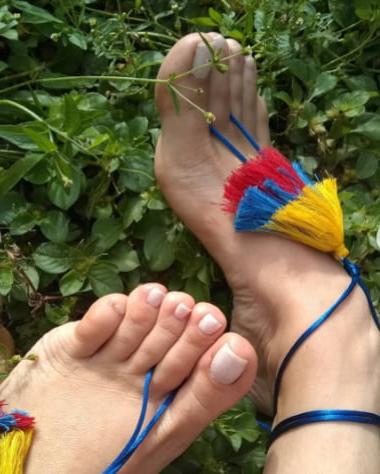 25P Feet model venezolana