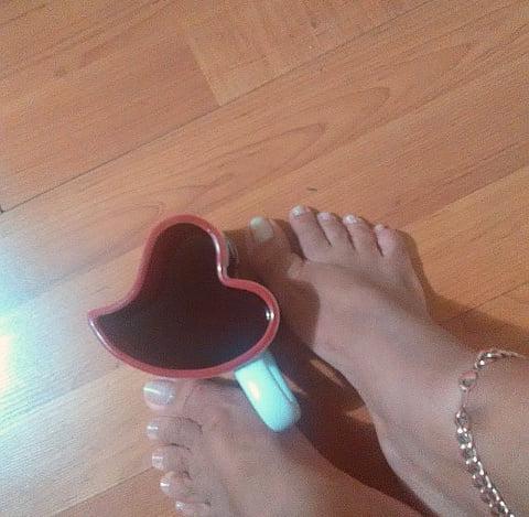 25P Feet model venezolana
