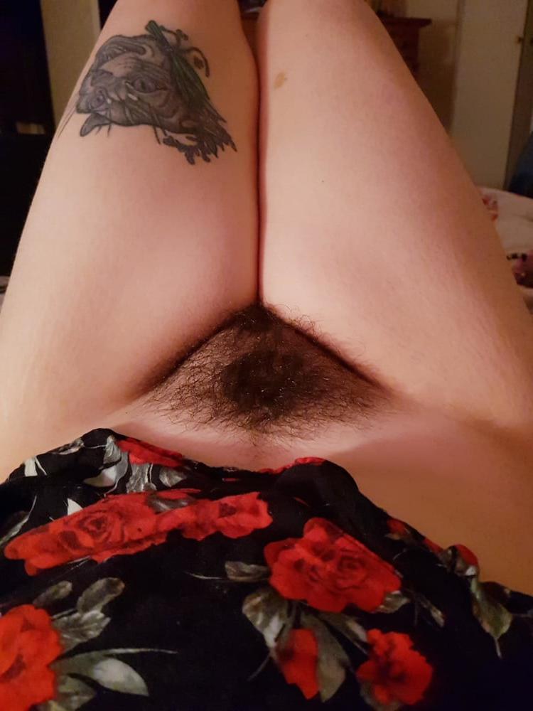 25P Chubby Big Tits Nerd Nude