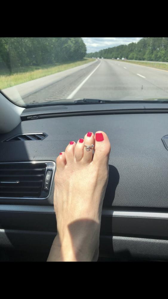 25P Feet and toes!