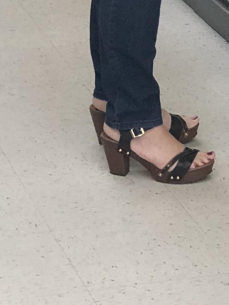 25P Feet and toes!