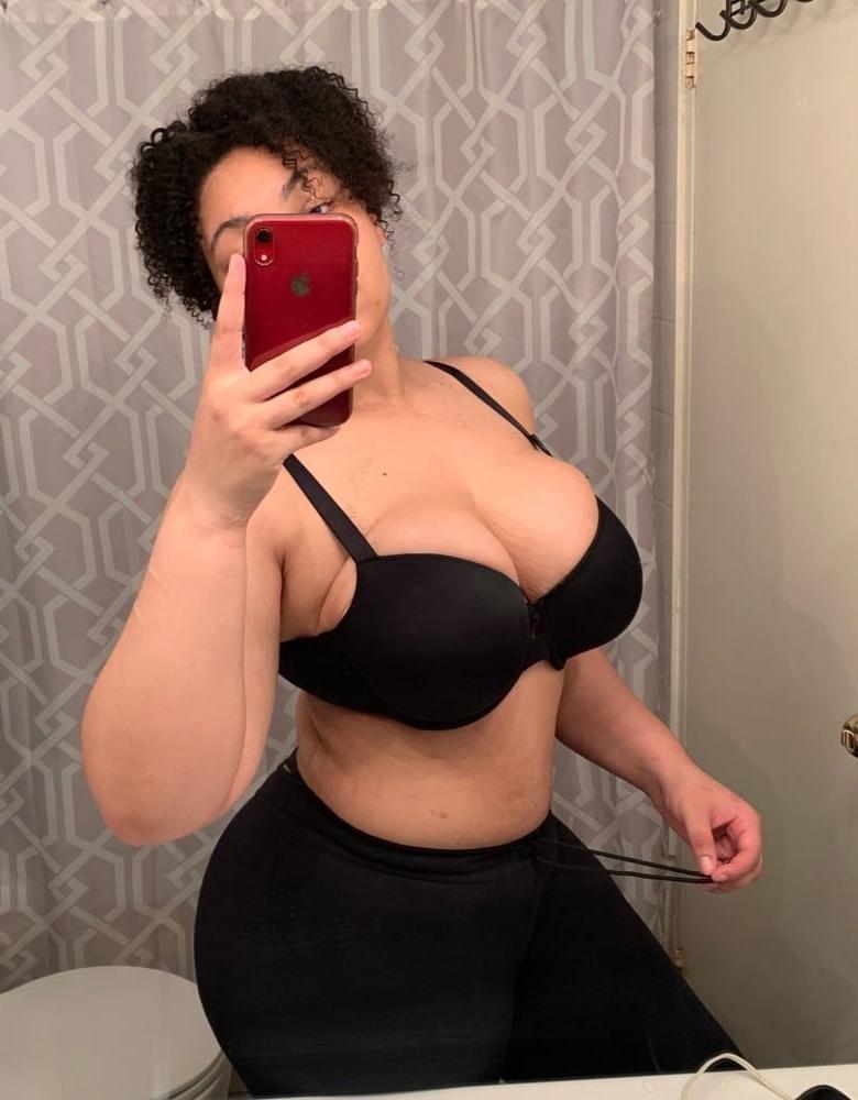 19P Bitch with fat tits