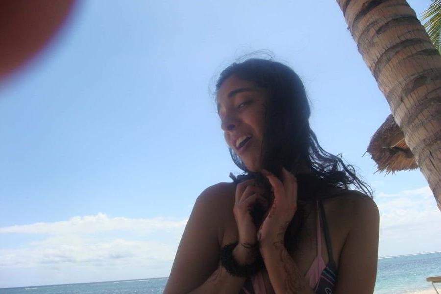 25P Cute NRI Chick 1