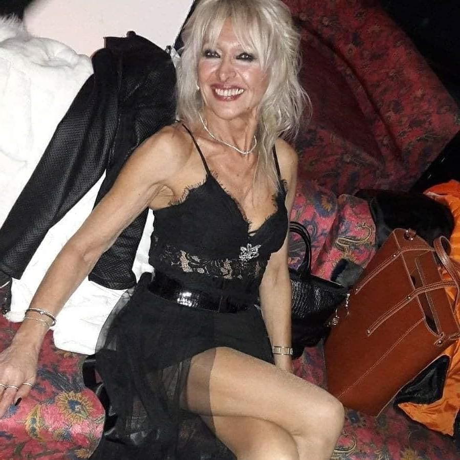 25P Milf Bitch