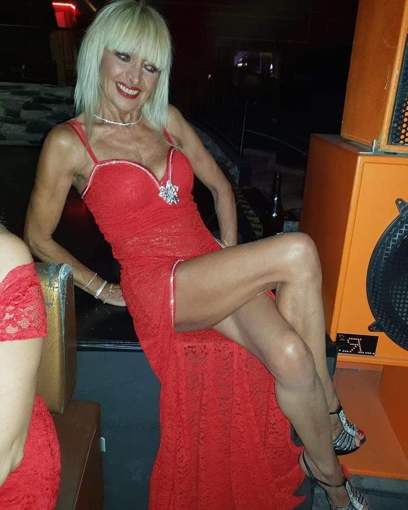 25P Milf Bitch