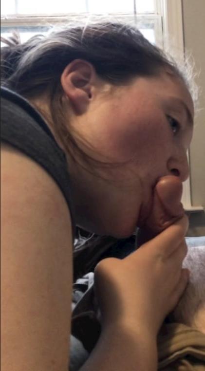 25P Chubby GF Lena exposed