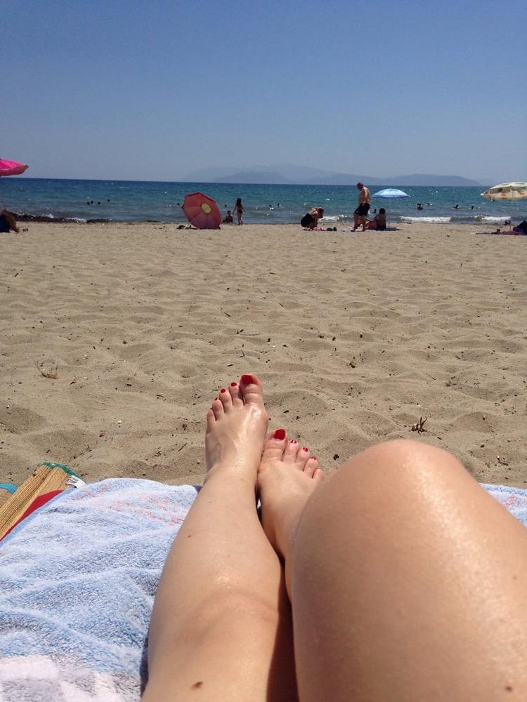 10P sexy turkish women's feet 5