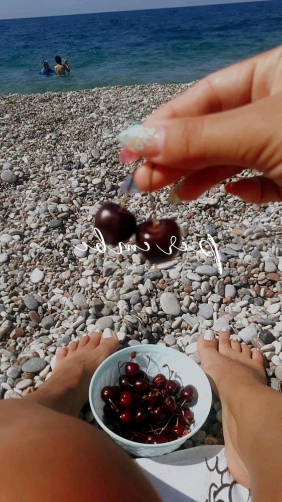 10P sexy turkish women's feet 5