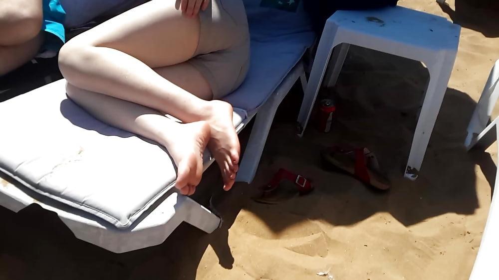5P Turkish Mom Feet