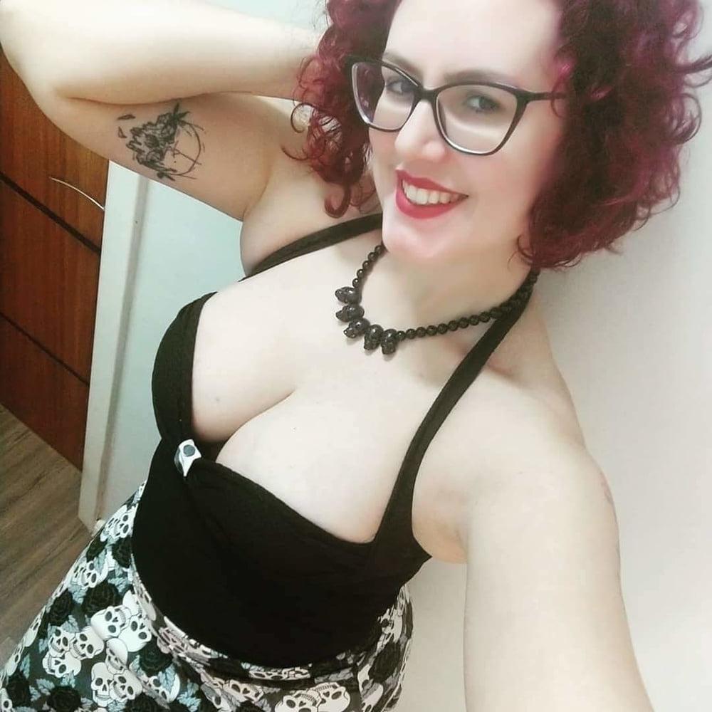 14P Post punk chubby mature