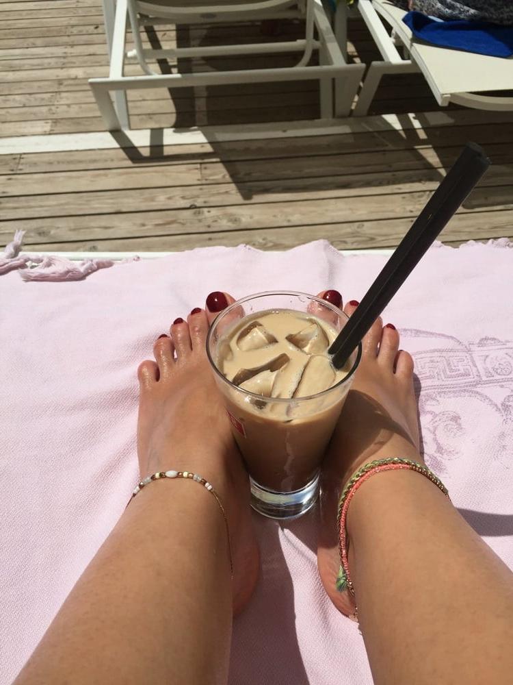 10P sexy turkish women's feet