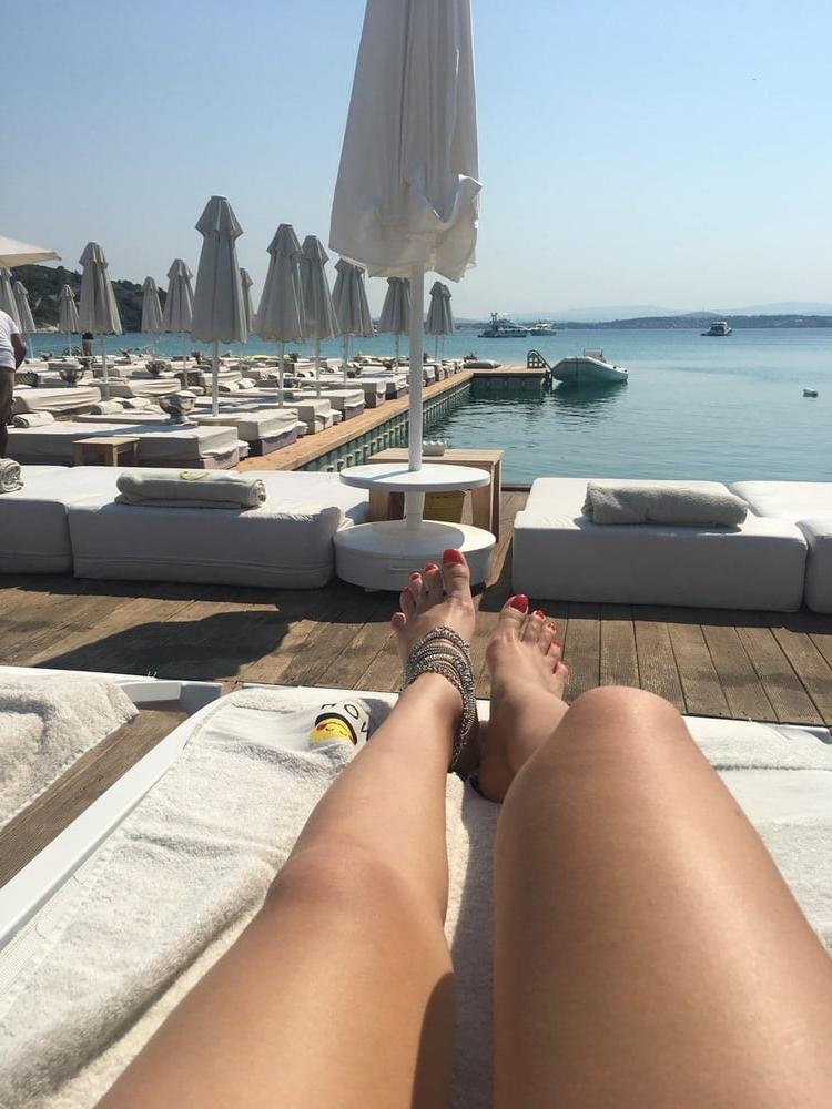 10P sexy turkish women's feet