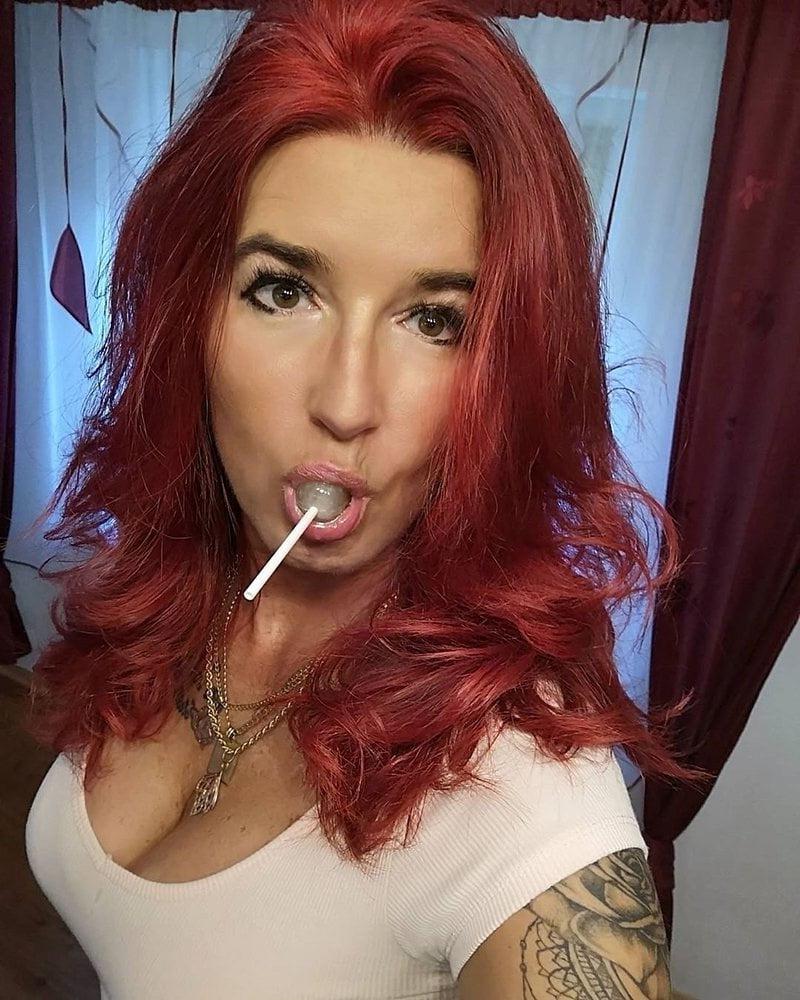 9P Face Bitch 01