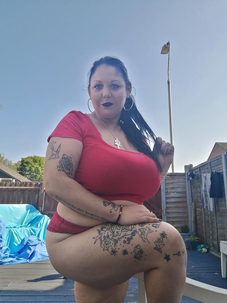14P Paula, sexy UK Chunky MILF Slut