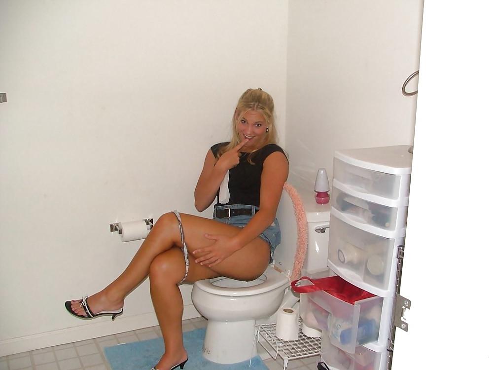 25P (TTL) toilet tarts 5