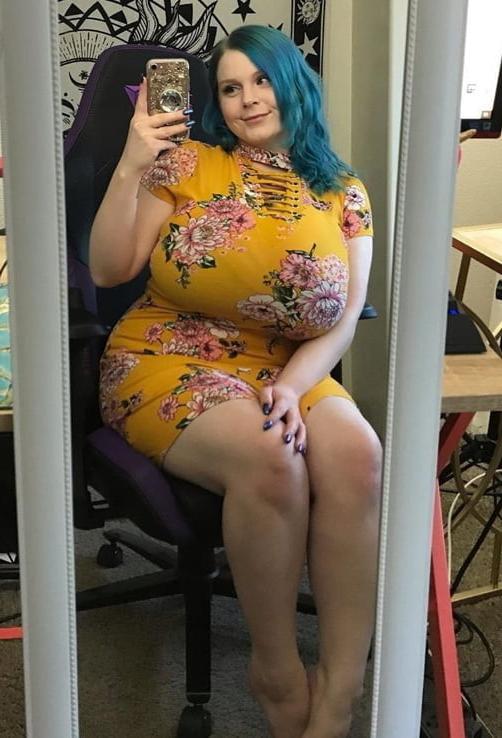 25P Chubby Chicks and Big Tits 4