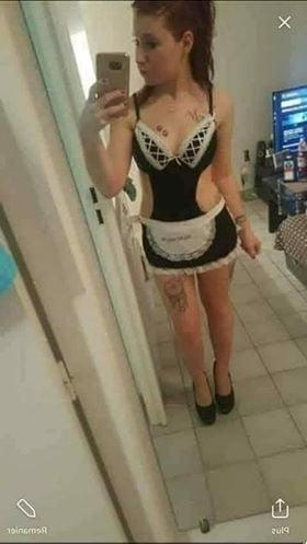 19P SELFIE FRENCH BITCH 3