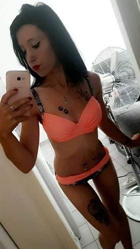 19P SELFIE FRENCH BITCH 3