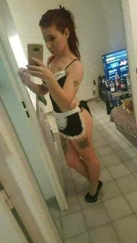 19P SELFIE FRENCH BITCH 3