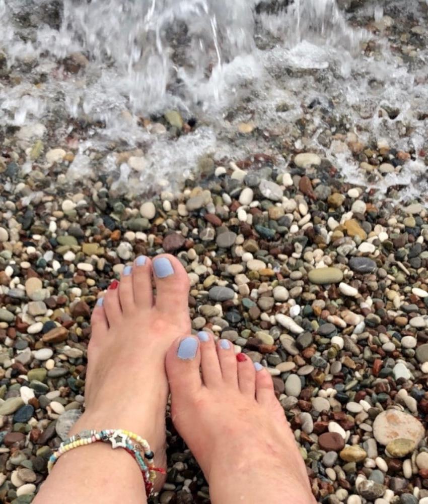 10P sexy turkish women's feet 4