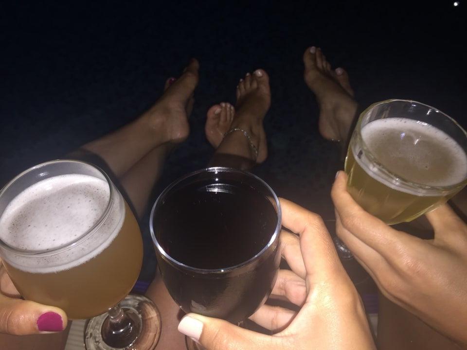10P sexy turkish women's feet 4
