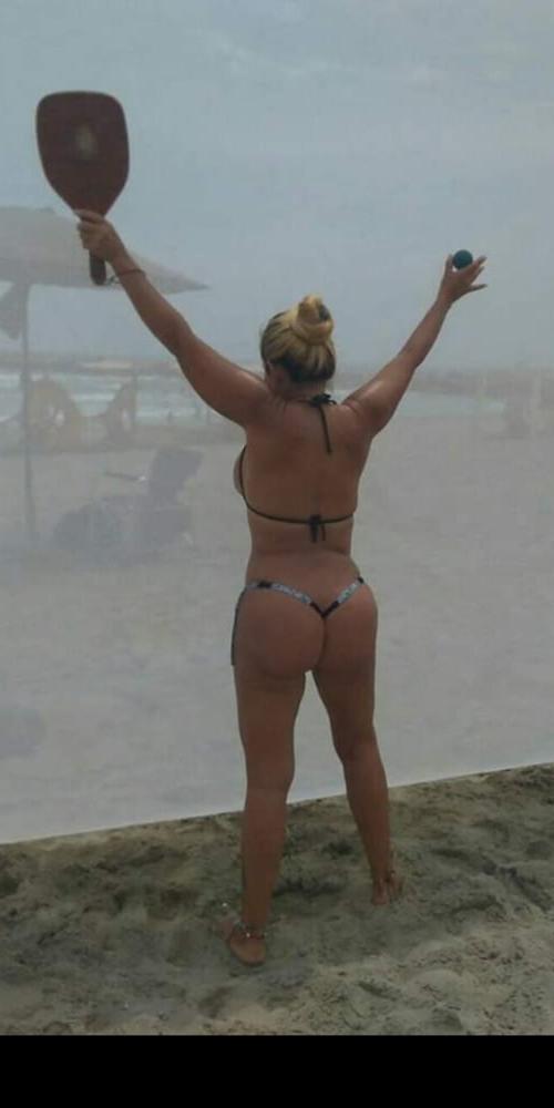 19P Real people. Real beaches. Tits and ass!