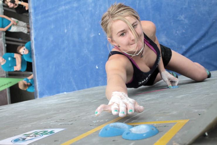 25P Shauna Coxsey british climber