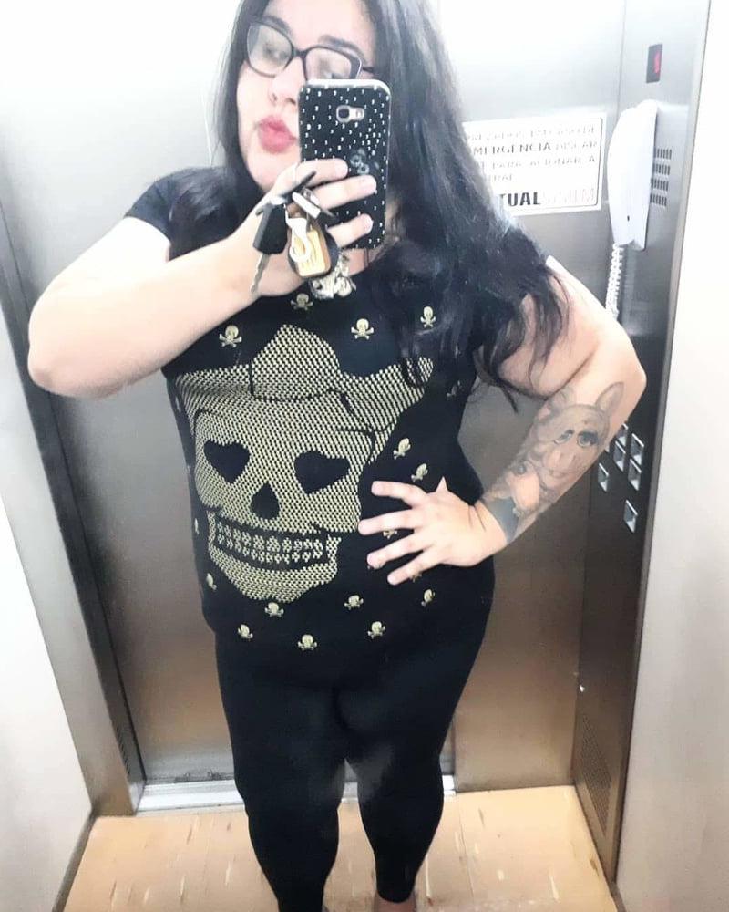 18P Sexy chubby mature very hot