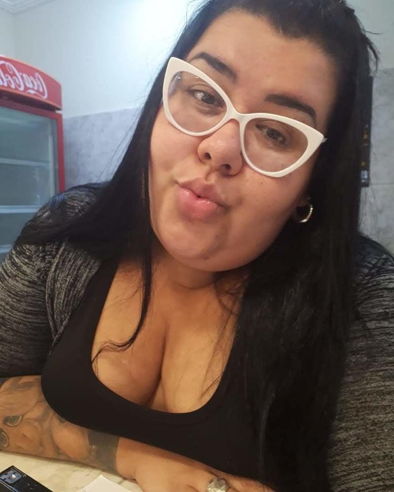 18P Sexy chubby mature very hot