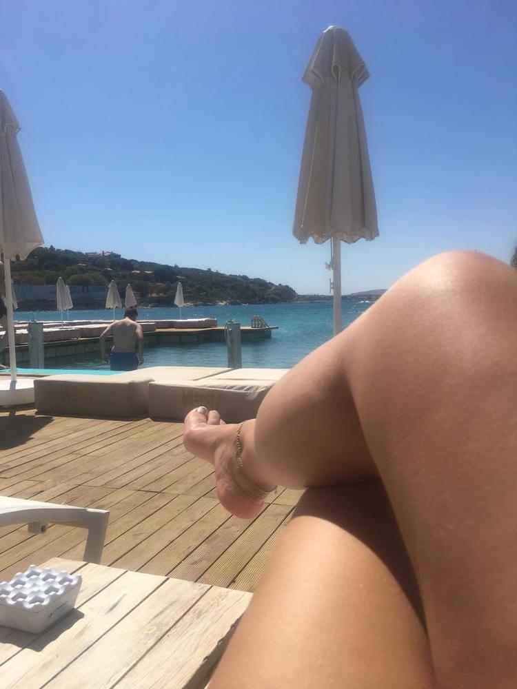 10P sexy turkish women's feet 2
