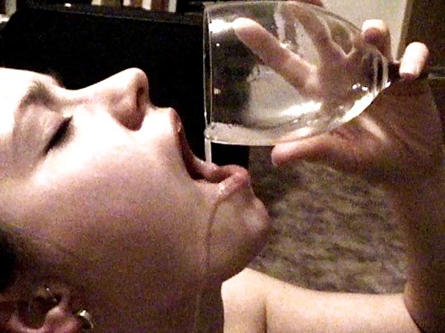 24P Cum Queen