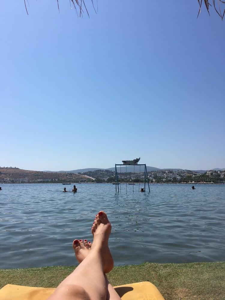 10P sexy turkish women's feet 1