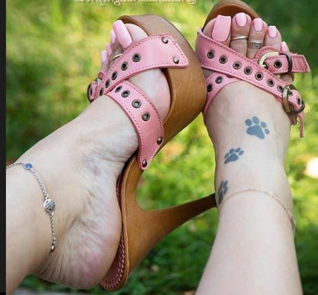 25P Feet Fucker