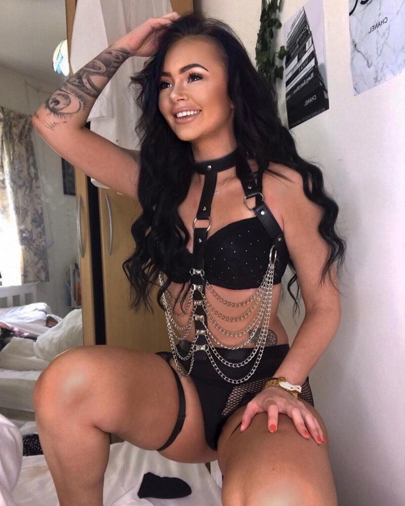 25P Slutty British Fuck Dolls Big Tits Big Asses