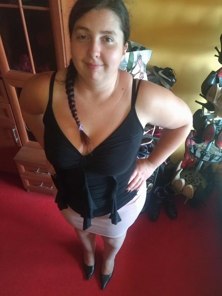 25P Post punk chubby mature