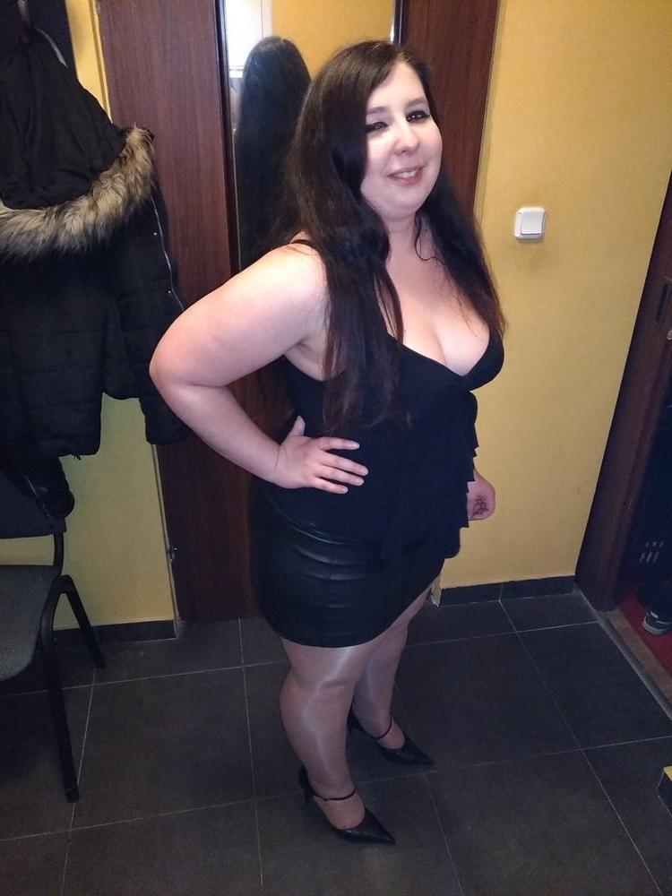 25P Post punk chubby mature