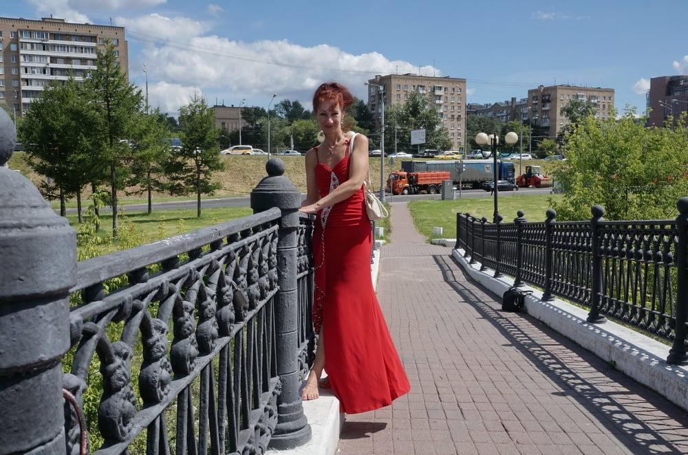 24P on Bride Bridge in Red Suite