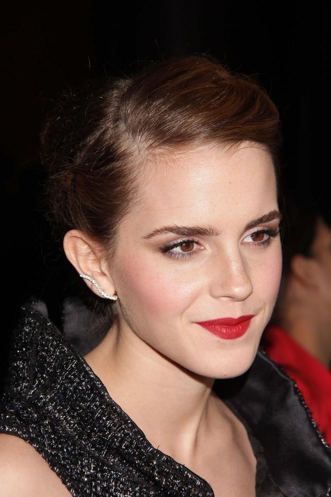 25P Cute and Sexy Emma - 2013