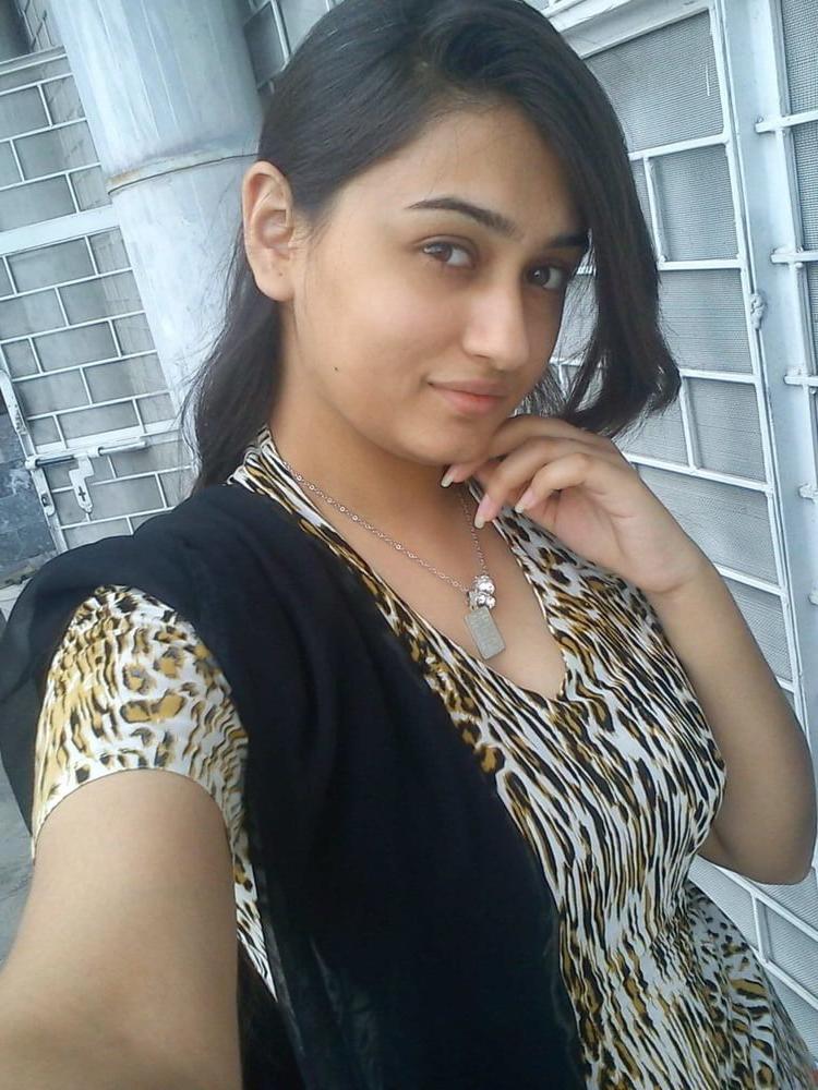 25P Sexy Cute Girl